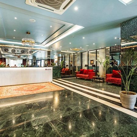 Foxoso Hotel, Delhi Airport Yeni Delhi Dış mekan fotoğraf