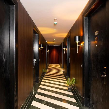 Foxoso Hotel, Delhi Airport Yeni Delhi Dış mekan fotoğraf