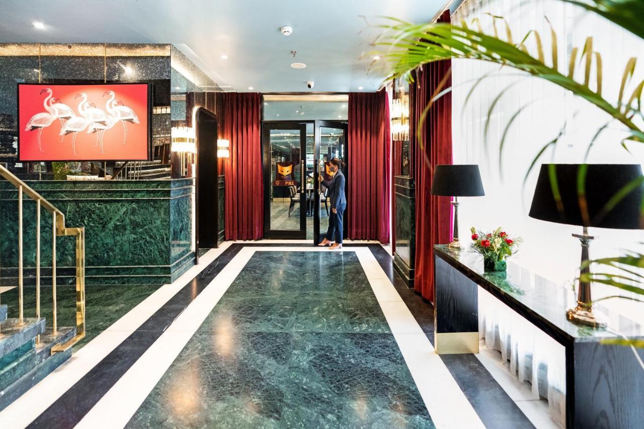 Foxoso Hotel, Delhi Airport Yeni Delhi Dış mekan fotoğraf