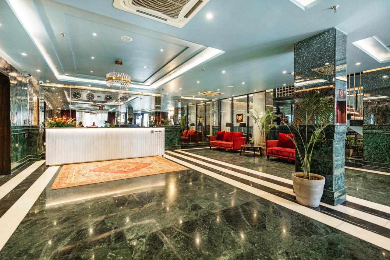Foxoso Hotel, Delhi Airport Yeni Delhi Dış mekan fotoğraf