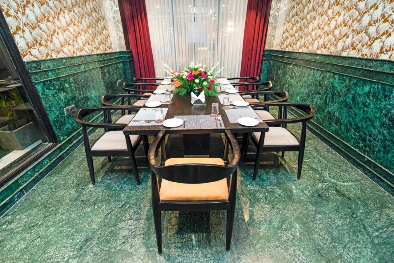 Foxoso Hotel, Delhi Airport Yeni Delhi Dış mekan fotoğraf