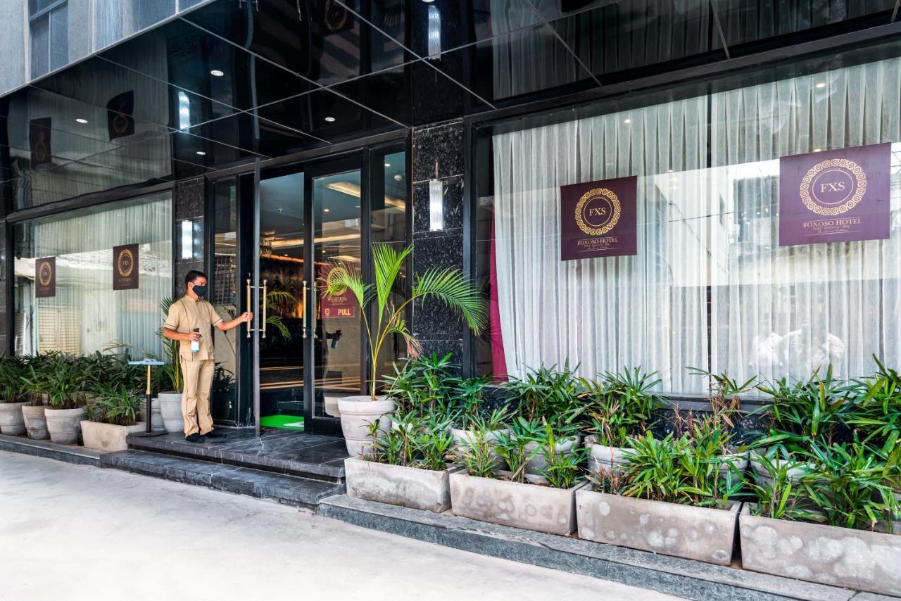 Foxoso Hotel, Delhi Airport Yeni Delhi Dış mekan fotoğraf