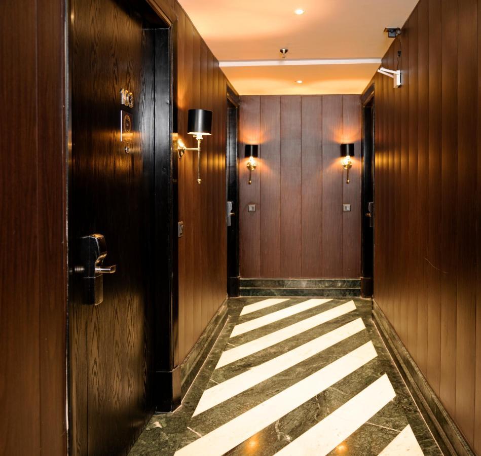 Foxoso Hotel, Delhi Airport Yeni Delhi Dış mekan fotoğraf
